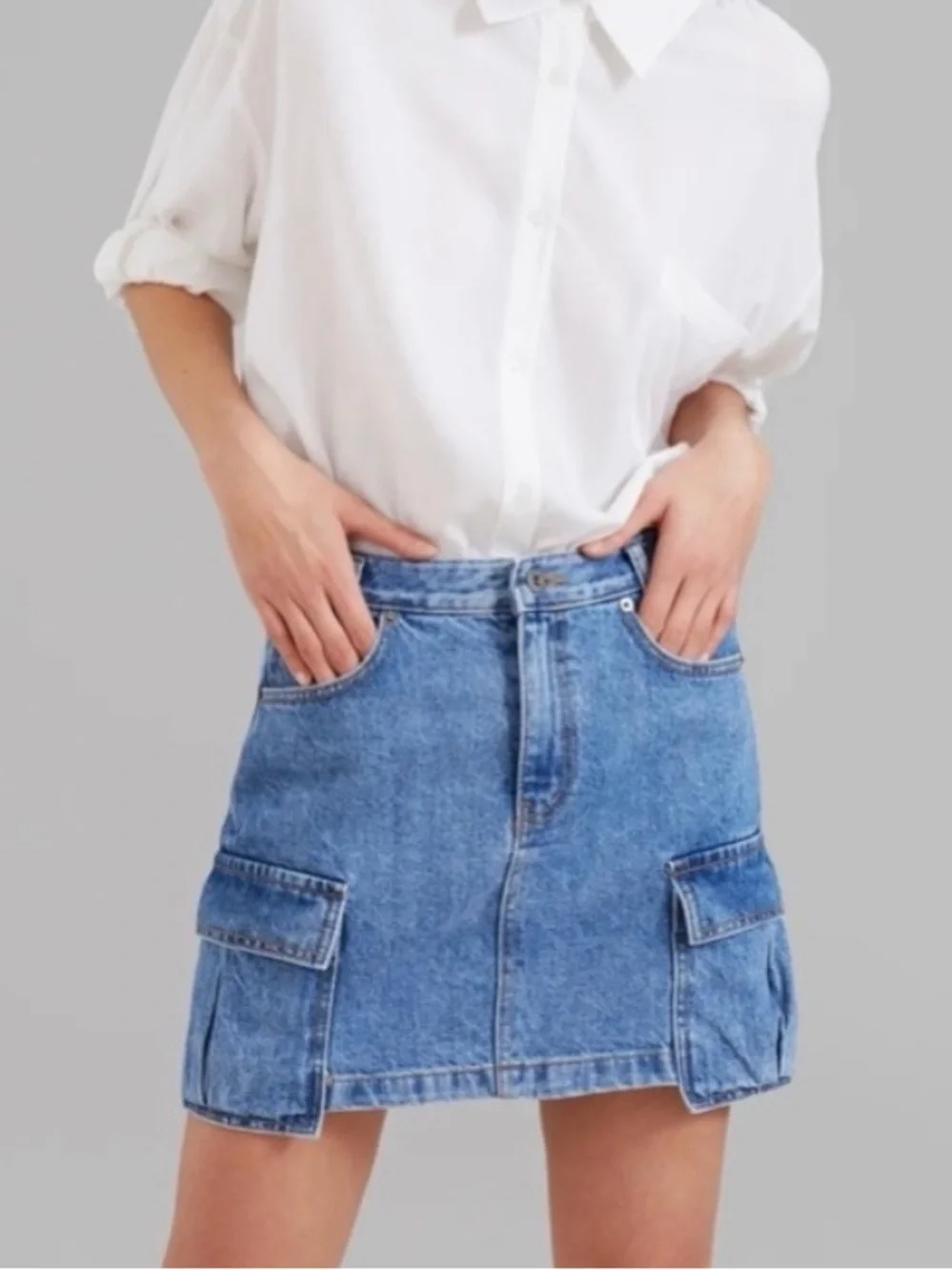 The Frankie Shop Taylor Denim Cargo Skirt Size Small